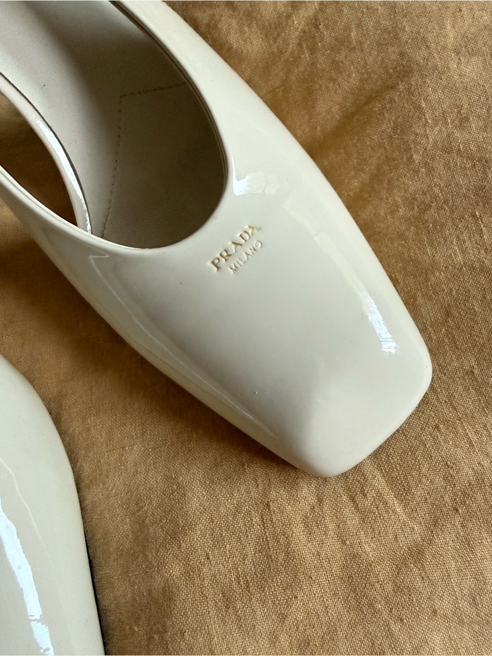 PRADA Patent Leather Slingback 85MM Pumps $1200 😮‍💨 Sz 7 / 37 - Picture 4 of 9